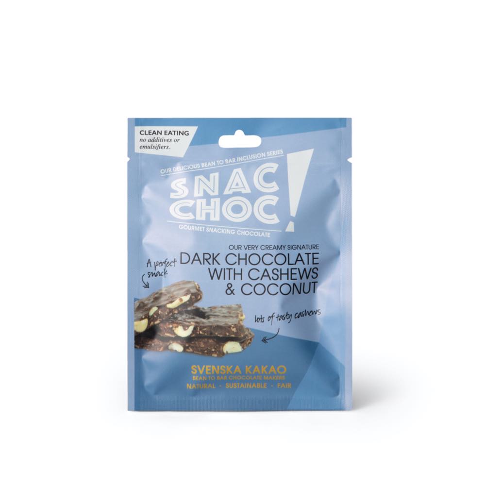 Nyttigt snacks med choklad, cashewnötter och kokos