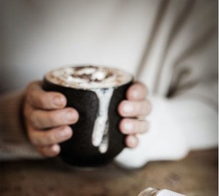 Ge bort en upplevelse med vårt presentkort på chokladfika på Österlenchoklad