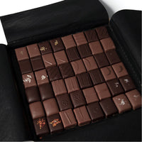 Thumbnail for gigantisk ask med lyxiga chokladbitar